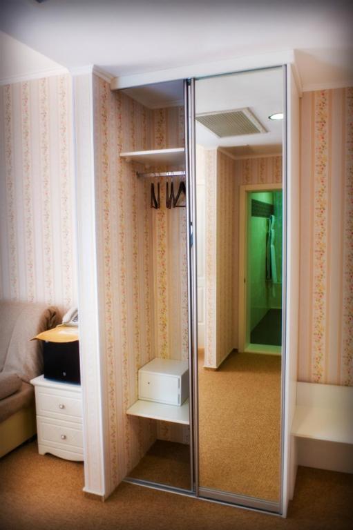 Knyazhyi Dvir Hotel Knyazhichi  Room photo